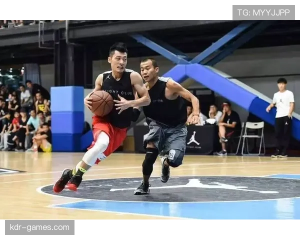 埃斯比赛精彩瞬间回顾：激烈对决与惊人表现引爆全场