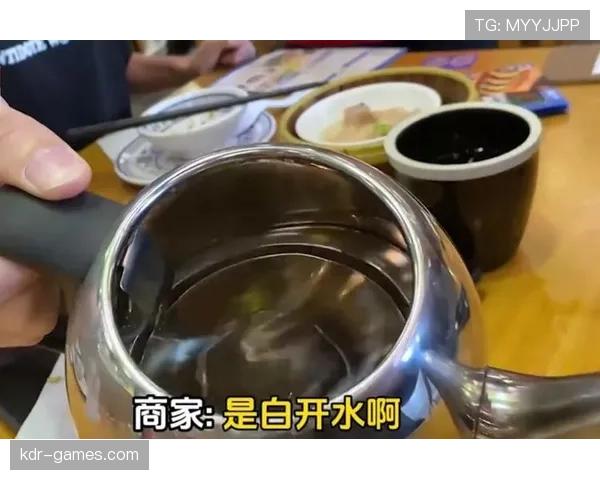 姚明退役后在上海喝早茶，一壶普洱配三笼虾饺，账单够我交半年房租